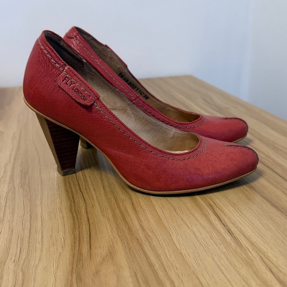 Vintage Fly London Red Brick Yrat Leather 3” Wooded Heels Pointed Toe Size 36